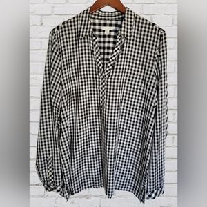 J.Jill size Medium plaid top. Black & white